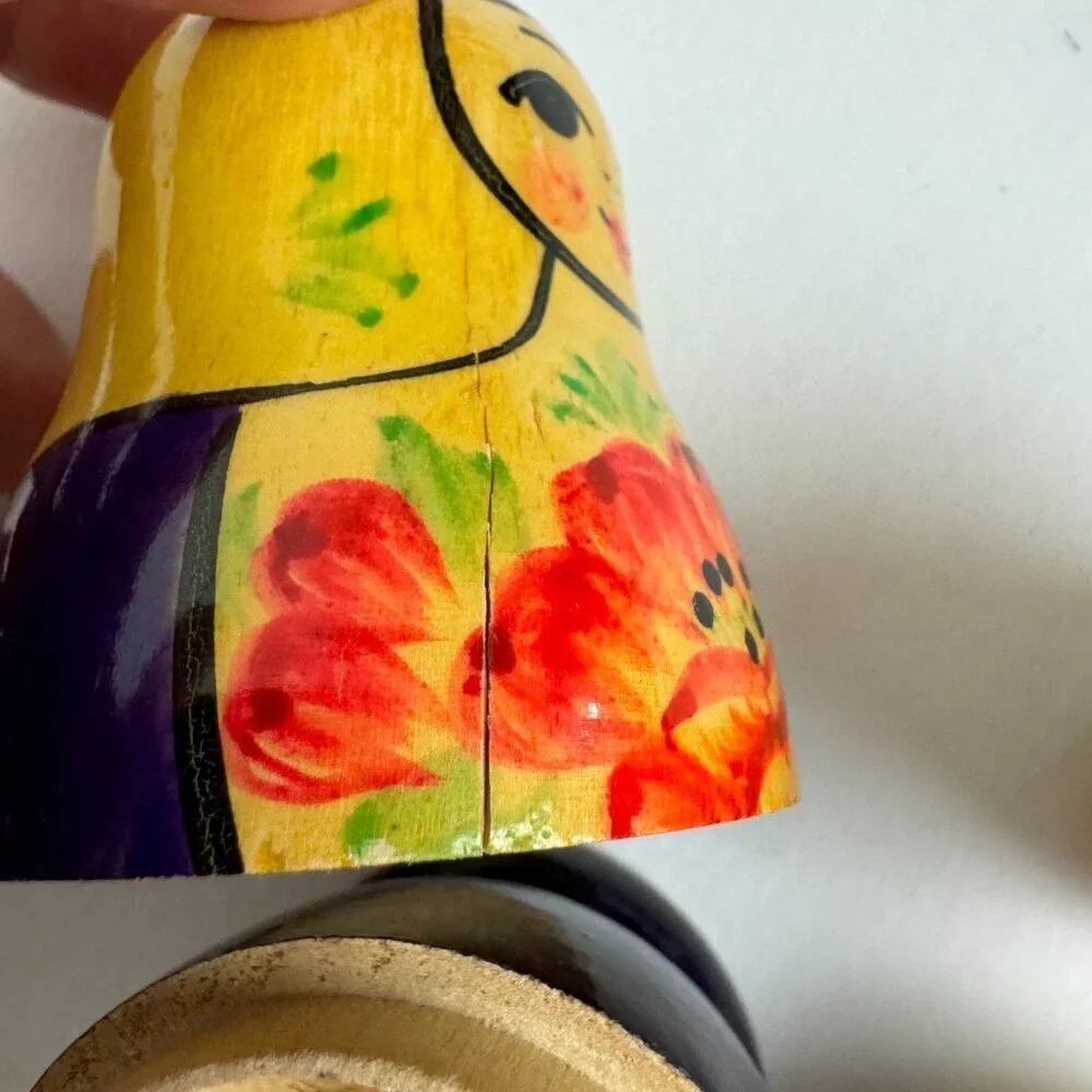 Old ( No Modern) Russian Wooden Babushka Matryoshka Nesting Dolls Hand Painted